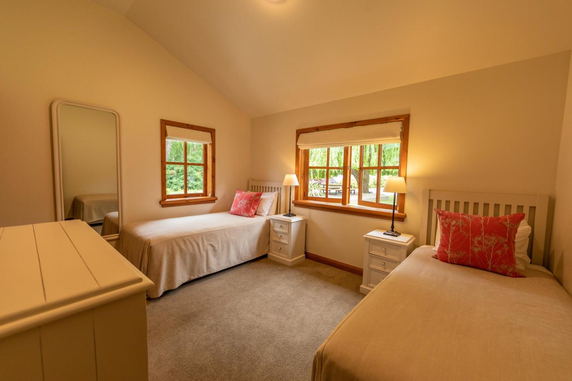 Wanaka Homestead Lodge & Cottages 외부 사진